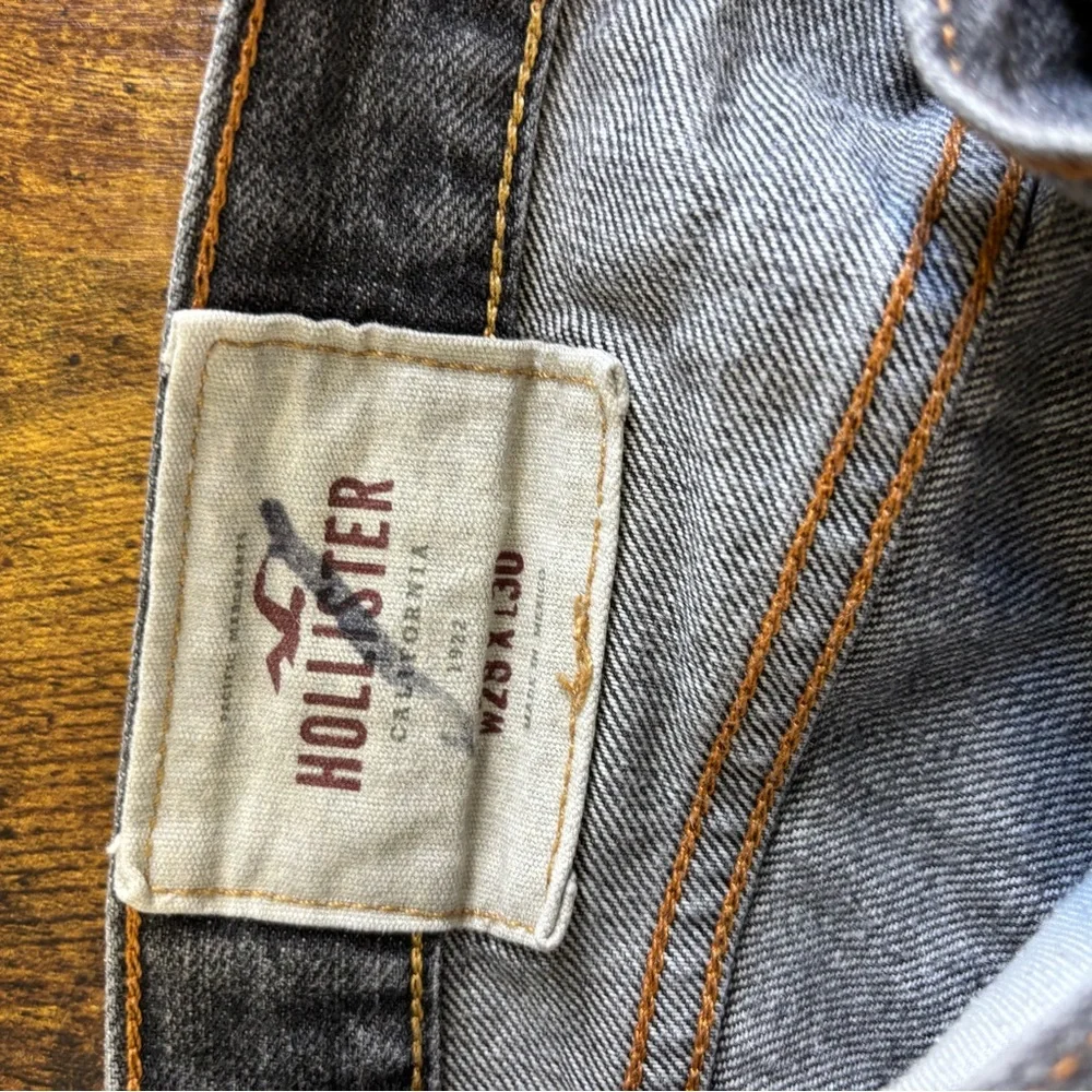 Gray Denim Women's Pants - Picture 3 of 5